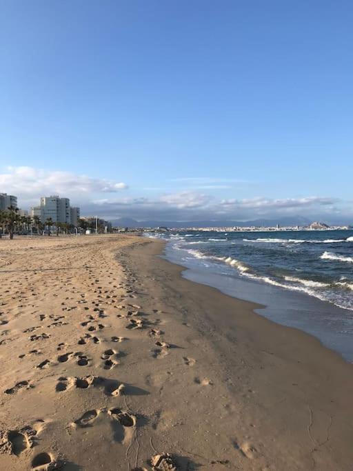 70 Sqm Apartment With Seaview In Arenales Del Sol. Arenales del Sol Exterior foto
