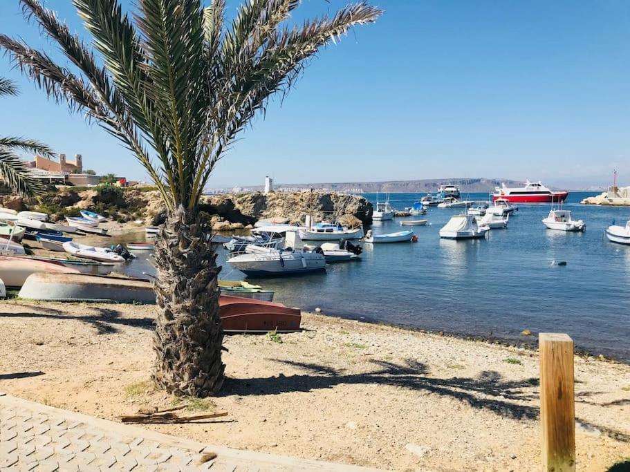 70 Sqm Apartment With Seaview In Arenales Del Sol. Arenales del Sol Exterior foto